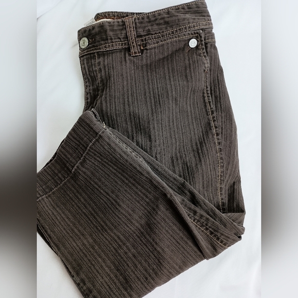 GAP Designer Low Rise Cropped Pinstripes Women's Vintage Brown Jeans (#217) - Picture 5 of 9